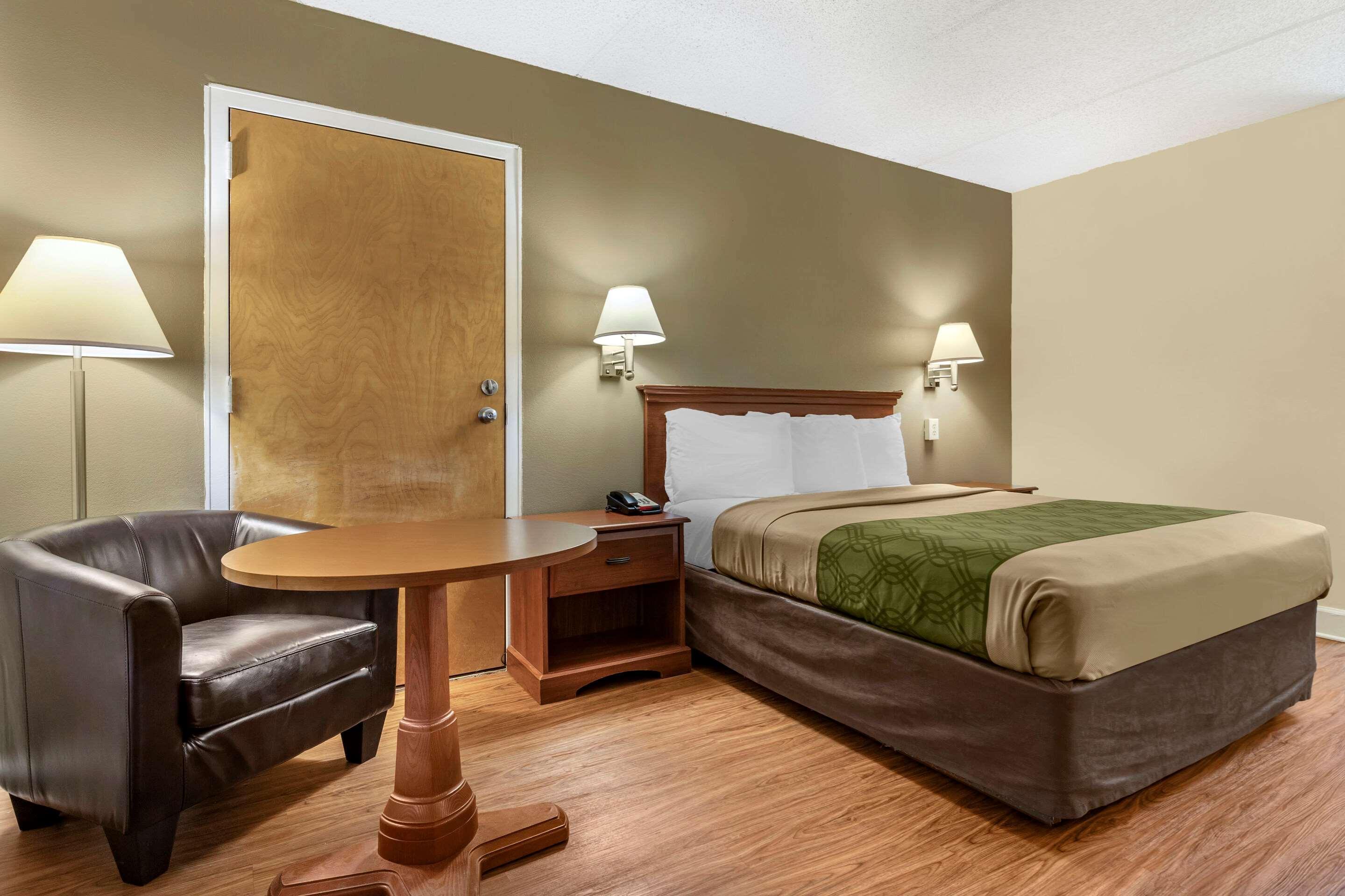 Econo Lodge Inn & Suites Lugoff Dış mekan fotoğraf